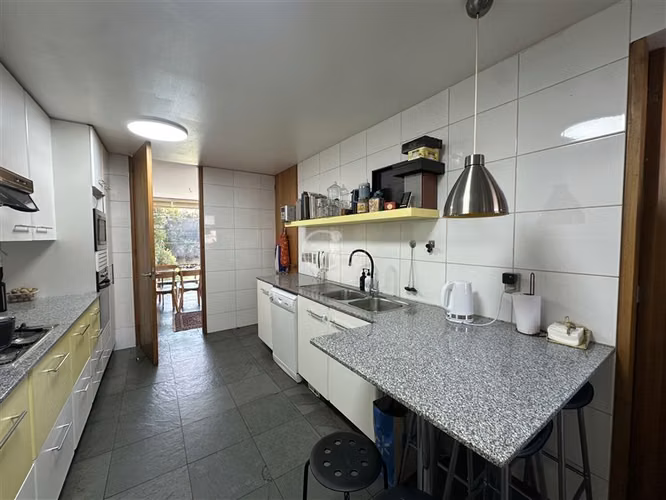 Casa en venta de 5 dorm. Lo Barnechea, Huinganal - Imagen 11