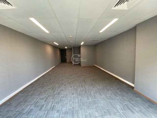 Oficina en arriendo en Lo Barnechea