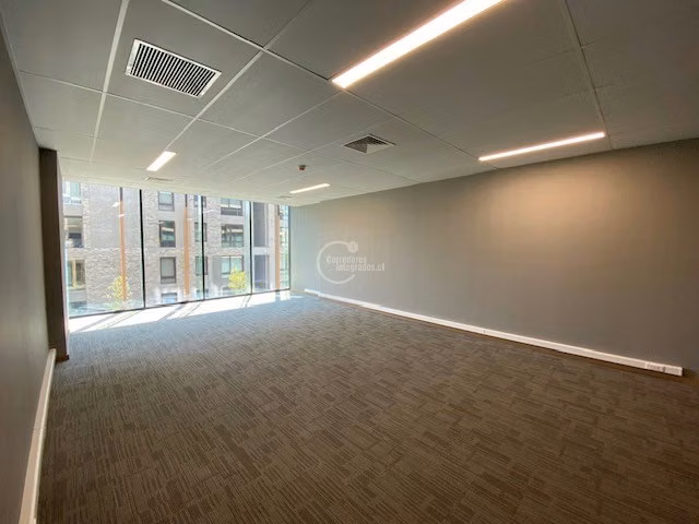 Oficina en arriendo en Lo Barnechea