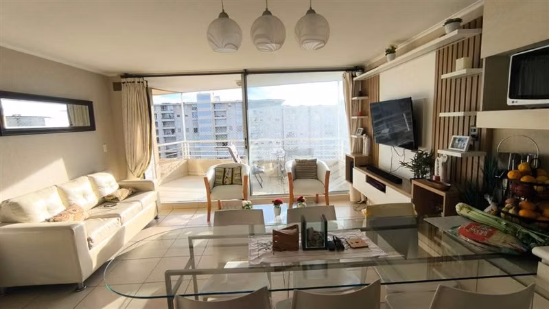 Departamento en venta de 3 dorm. en Algarrobo. Condominio.