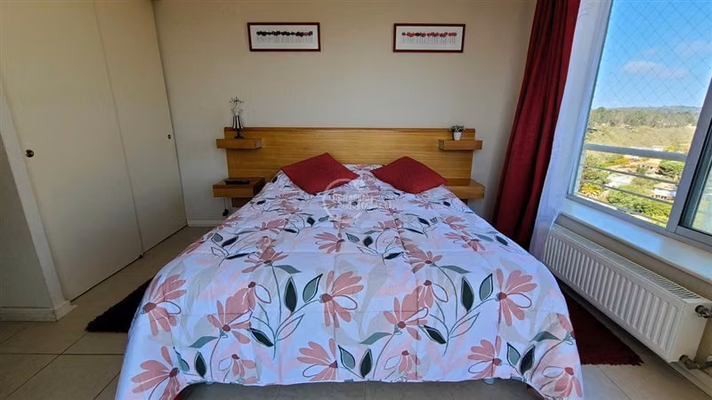 Departamento en venta de 3 dorm. en Algarrobo. Condominio.