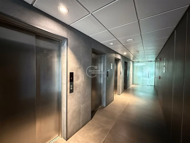 Oficina en arriendo en Las Condes / Escuela Militar