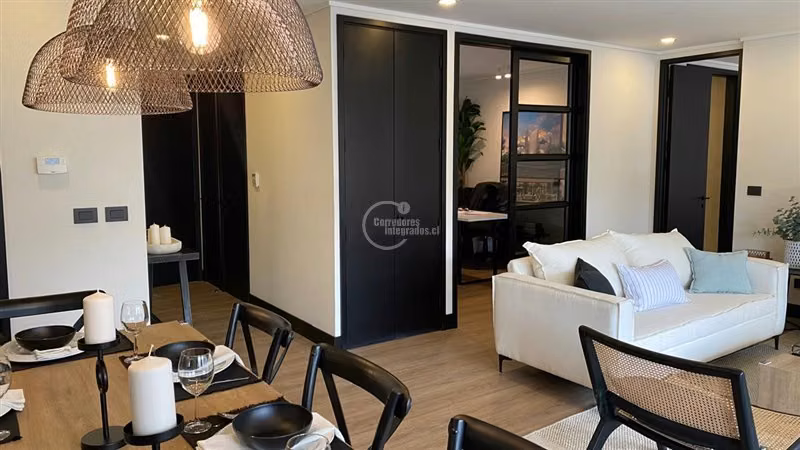 Departamento en venta de 3 dorm. en Lo Barnechea. Jardín.