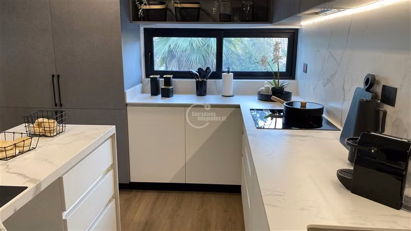 Departamento en venta de 4 dorm. en Lo Barnechea