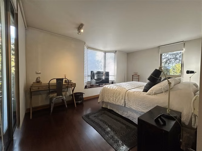 Departamento en venta de 3 dorm. 2 baños en Lo Barnechea