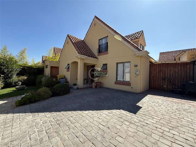Casa Enaco en venta de 4 dorm. en Lo Barnechea - Imagen 2