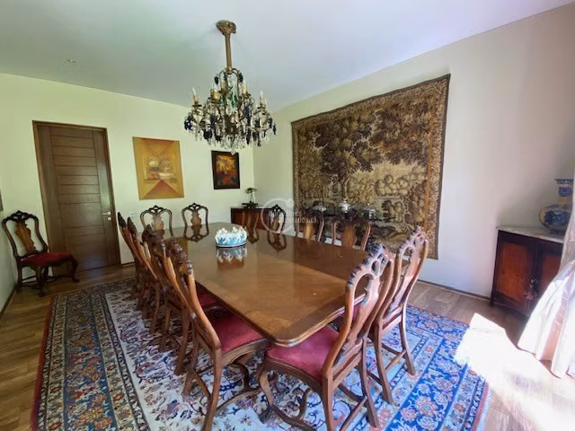 Departamento en venta de 5 dorm. en Las Condes