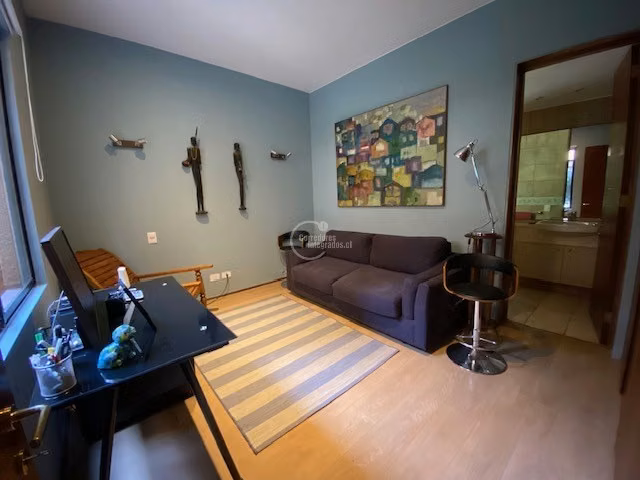 Departamento en venta de 5 dorm. en Las Condes