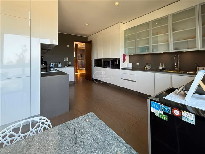 Departamento en venta de 5 dorm. en Las Condes Quinchamalí