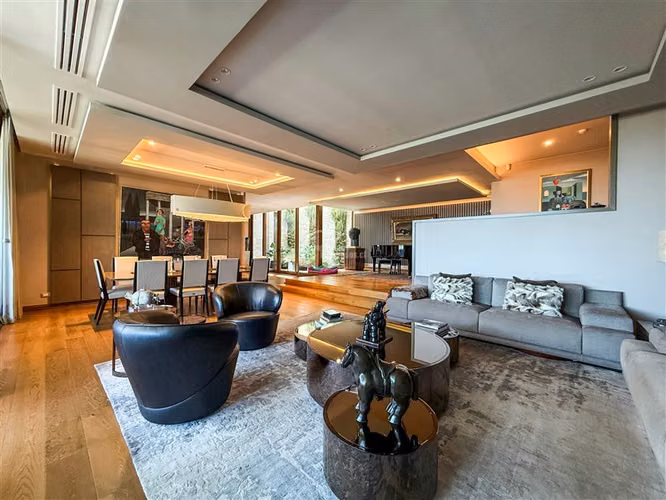 Departamento en venta de 5 dorm. en Las Condes Quinchamalí