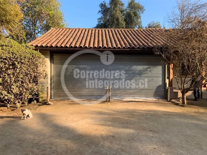 Casa en venta de 6 dorm. en Talagante