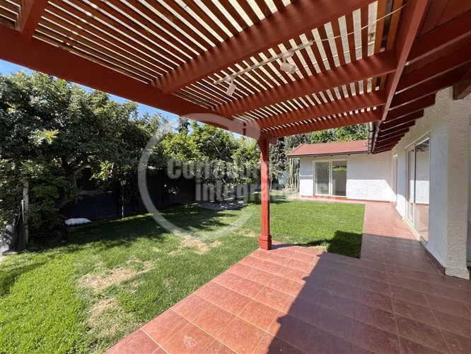 Terreno Construcción  en Venta en Lo Barnechea