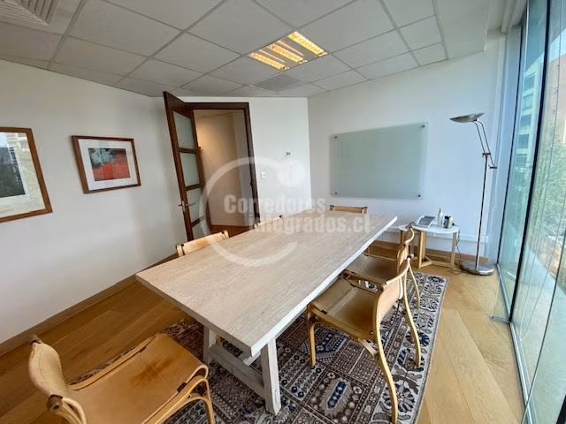 Oficina en venta en Lo Barnechea - Av. La Dehesa