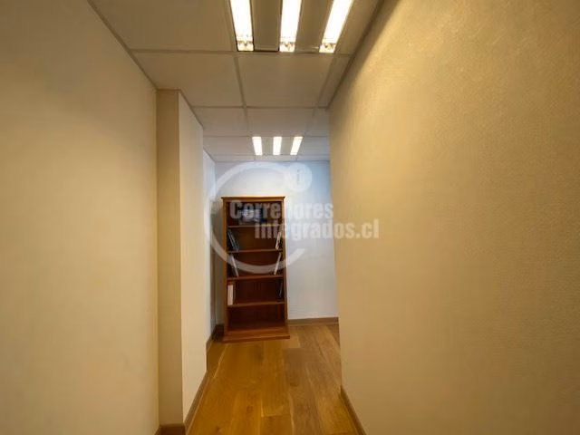 Oficina en venta en Lo Barnechea - Av. La Dehesa