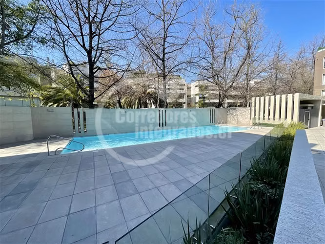 Departamento penthouse duplex, Venta 2 Dorm. en Lo Barnechea
