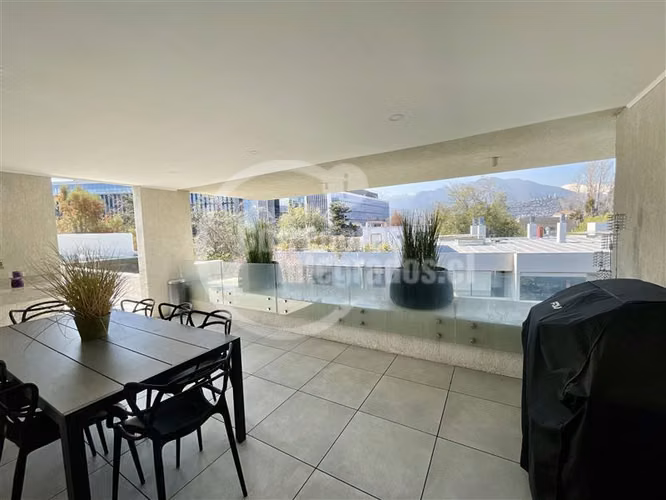Departamento penthouse duplex, Venta 2 Dorm. en Lo Barnechea