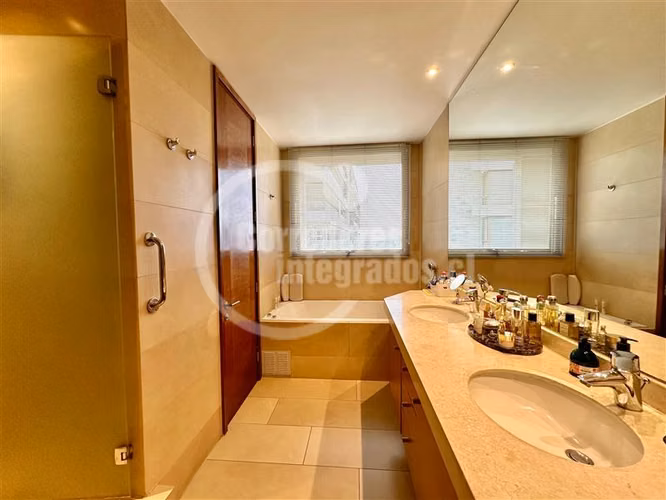 Departamento en venta de 4 dorm. en Polo Golf