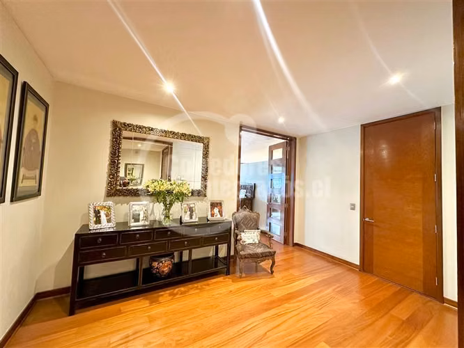 Departamento en venta de 4 dorm. en Polo Golf