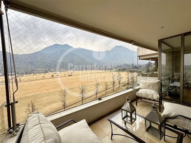 Departamento en venta de 4 dorm. en Polo Golf