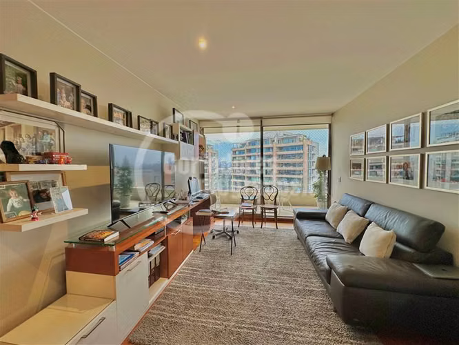 Departamento en venta de 4 dorm. en Polo Golf