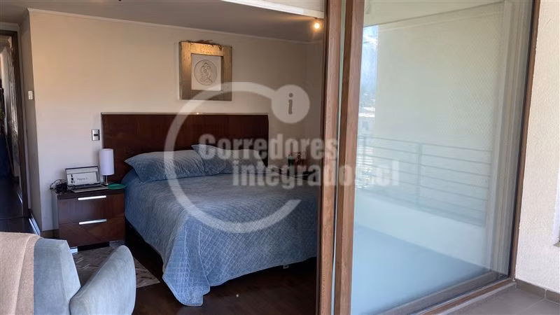 Departamento en venta de 3 dorm. en Lo Barnechea