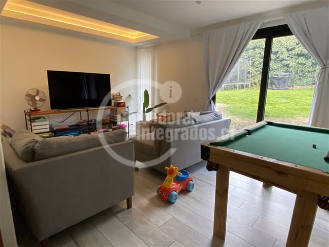 Casa en venta de 4 dorm. en Lo Barnechea - El Arrayán - Imagen 12