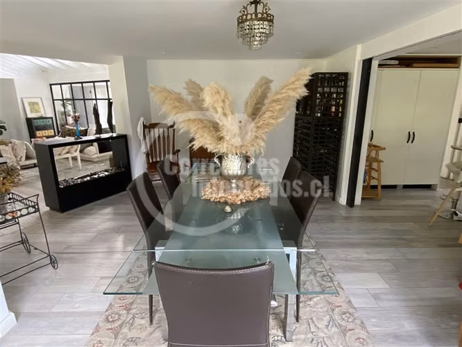 Casa en venta de 4 dorm. en Lo Barnechea - El Arrayán - Imagen 6