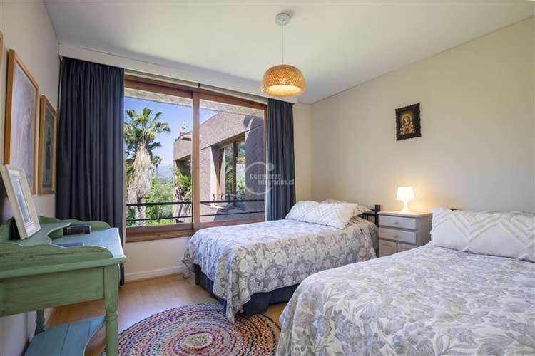 Casa en venta de 6 dorm. en Vitacura