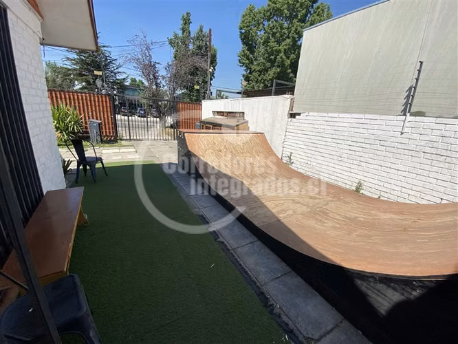 Local Comercial en venta en Vitacura, !Gran Oportunidad!