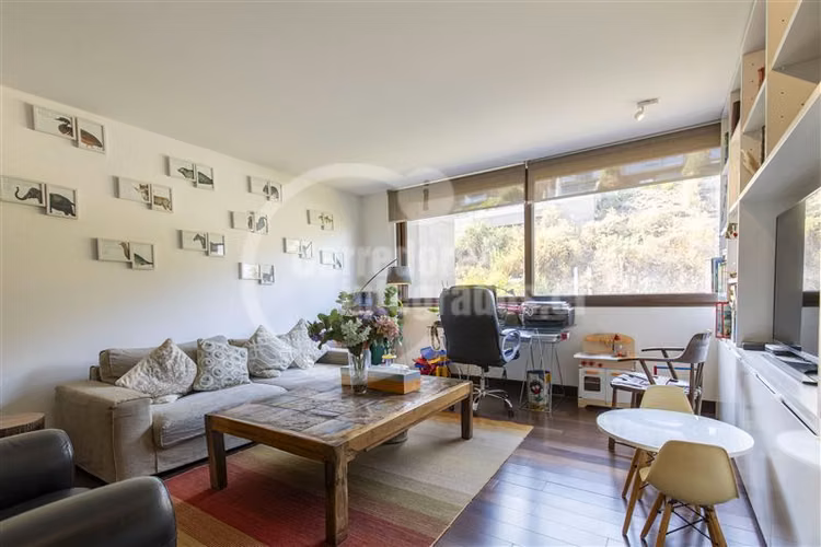 Fino Departamento en venta de 4 dorm.en Vitacura, Portezuelo