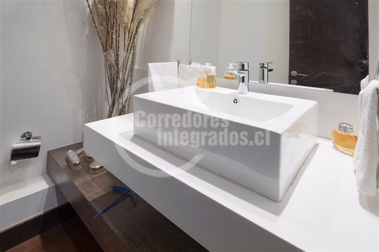 Fino Departamento en venta de 4 dorm.en Vitacura, Portezuelo