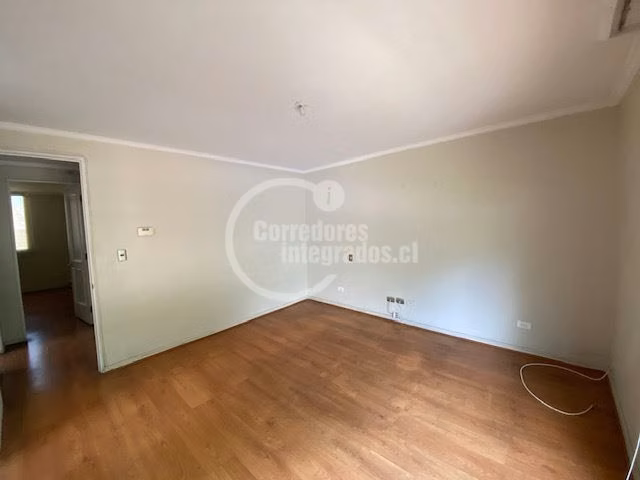 Casa en venta de 4 dorm. en Las Condes