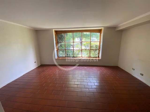 Casa en venta de 4 dorm. en Las Condes