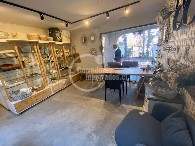 Local Comercial en arriendo en Lo Barnechea