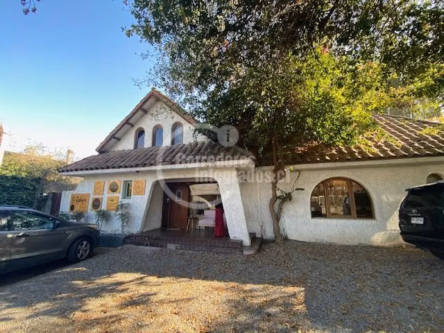 Local Comercial en arriendo en Lo Barnechea