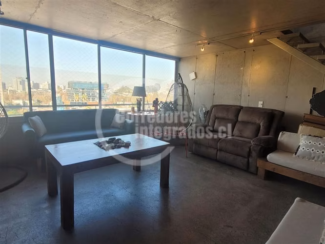 Departamento en venta de 1 dorm. en Recoleta, Loft de 3pisos
