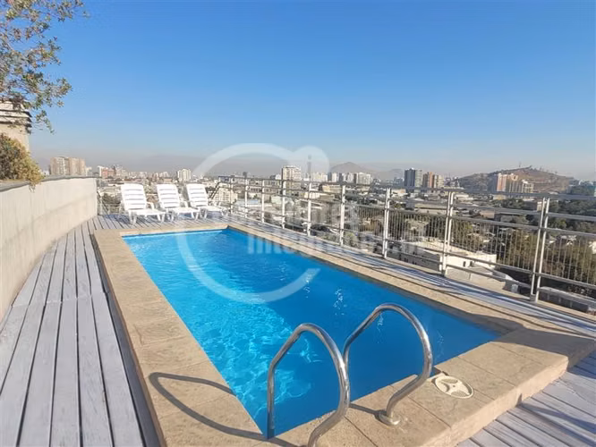 Departamento en venta de 1 dorm. en Recoleta, Loft de 3pisos