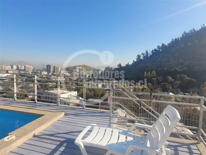 Departamento en venta de 1 dorm. en Recoleta, Loft de 3pisos