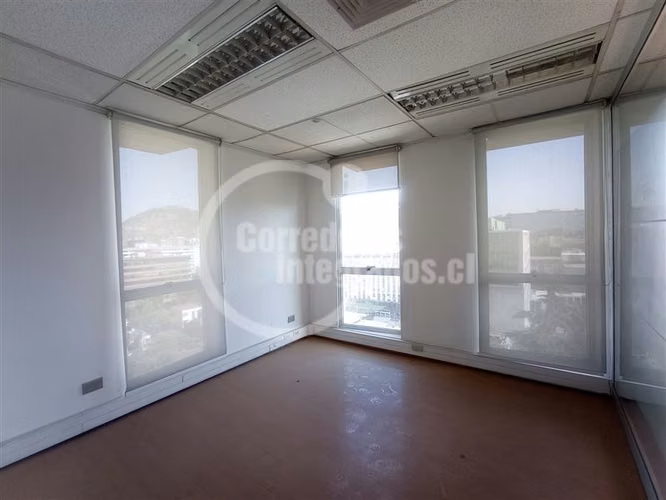 Oficina en arriendo Planta Completa piso 11