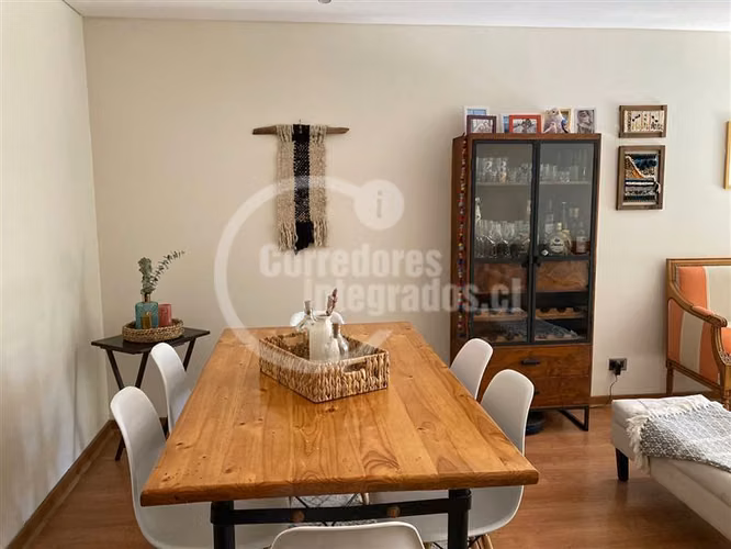 Departamento en venta de 3 dorm. en Las Condes
