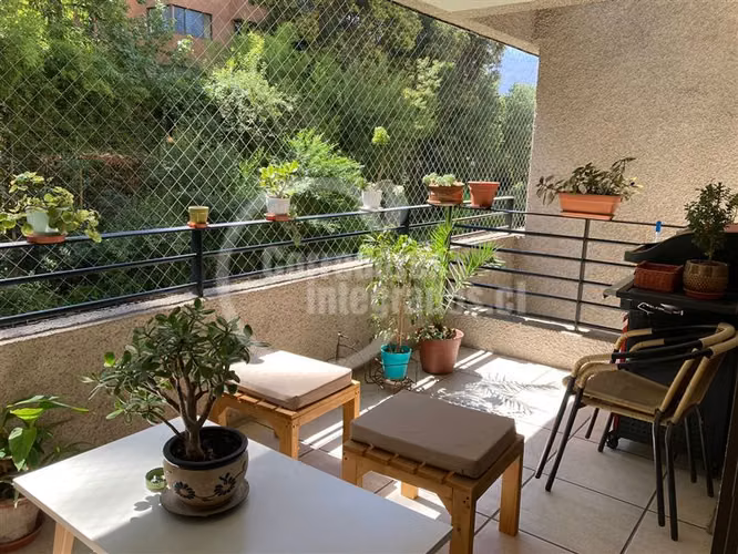 Departamento en venta de 3 dorm. en Las Condes