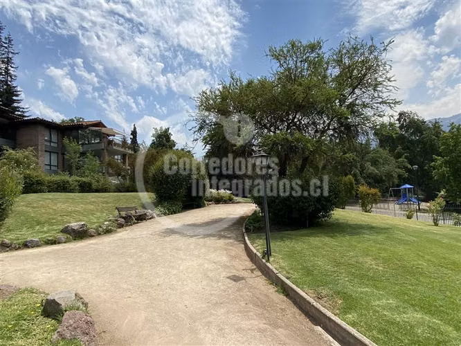 Departamento en venta de 4 dorm. en Lo Barnechea