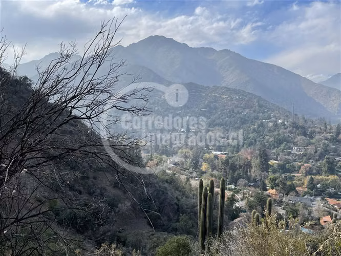 Sitio en venta en Lo Barnechea