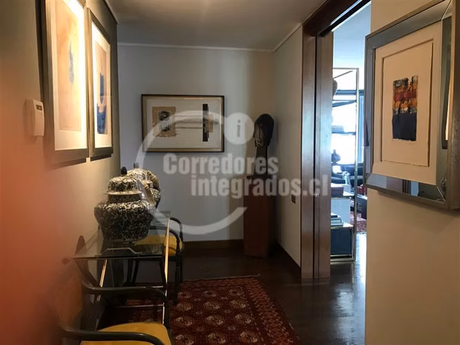 Departamento en venta de 4 dorm. en Lo Barnechea