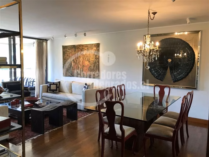Departamento en venta de 4 dorm. en Lo Barnechea