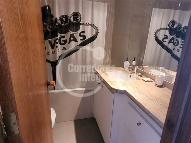 Departamento en venta de 4 dorm. en Las Condes pleno Golf