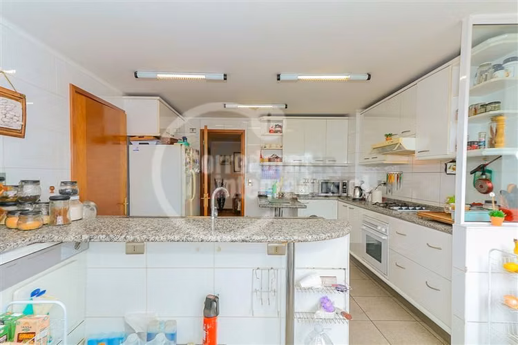Departamento en venta de 3 dorm vista despejad en Las Condes
