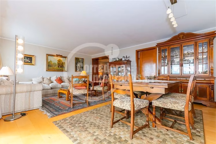 Departamento en venta de 3 dorm vista despejad en Las Condes