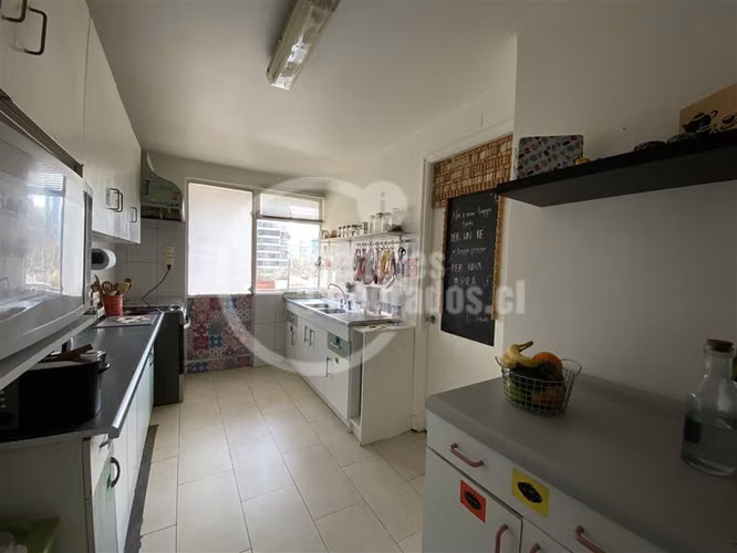 Departamento en venta de 4 dorm. en Las Condes
