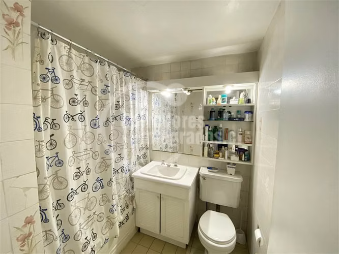 Departamento en venta de 4 dorm. en Las Condes